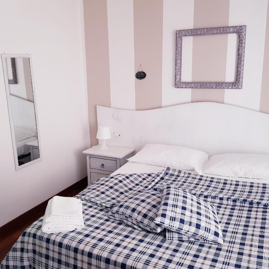 B&B Napoli Centrale Room&Jacuzzi Екстериор снимка