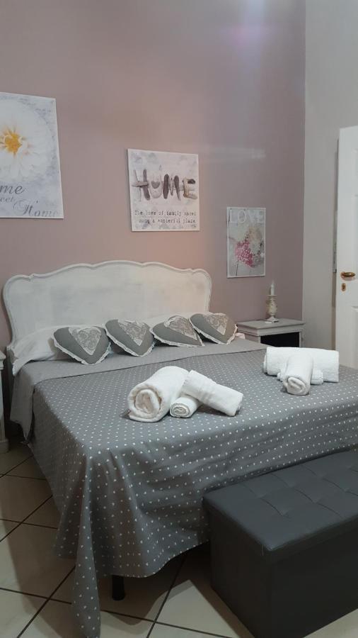 B&B Napoli Centrale Room&Jacuzzi Екстериор снимка